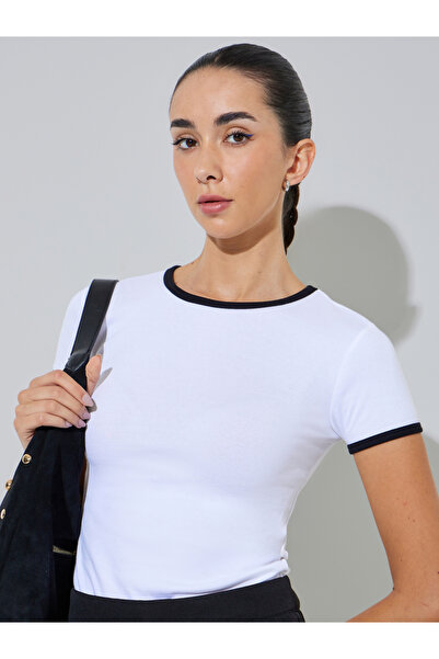 Styli Basic Heavy Weight Fitted Round Contrast Tipping Neck Rib T-Shirt