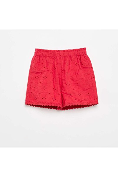 KIABI Red shorts with broderie anglaise RED