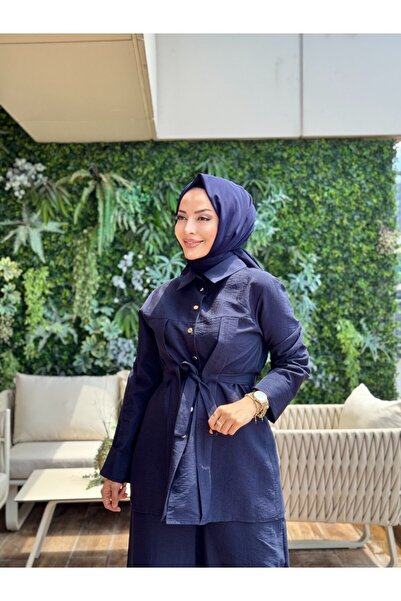 Nefise 250337 بدلة أنيقة مع حزام خصر وبنطلون باللون الأزرق الداكن