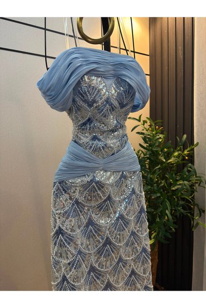 NUHAIRa Evening Dress Tulle Embroidered with Beads and Sequins+ Off Shoulder Crinkle