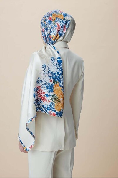 Maisa Lari̇n Mulberry Silk Shawl Blue