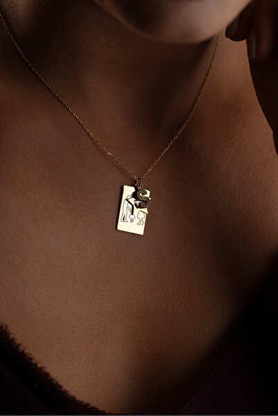 beonejewelry 925 Ayar Gümüş Kişiye Özel Aile Figürlü Yıldız Ve Taşlı Harf Kolye