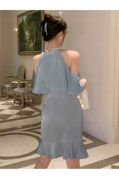NO BRAND Rochie de cocktail gri din satin, cu umerii goi, cu volane din șifon...