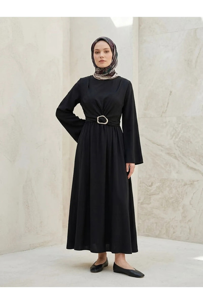 Foremia Front Tie Accessory Detail Dress-Black