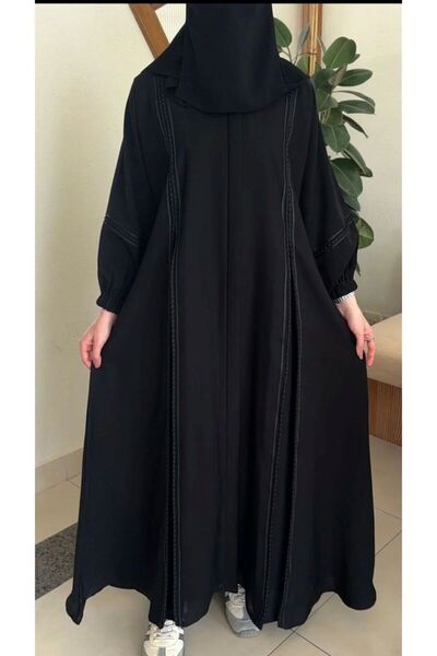 Rooz عباية عملية بسحاب مخفي ومزينة بقيطان ياباني وكسرتين من الامام رقم1