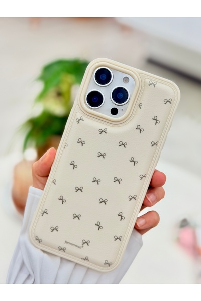 Go Aksesuar Iphone 14 Promax Uyumlu Deri Fiyonk Tasarımlı Desenli Kılıf