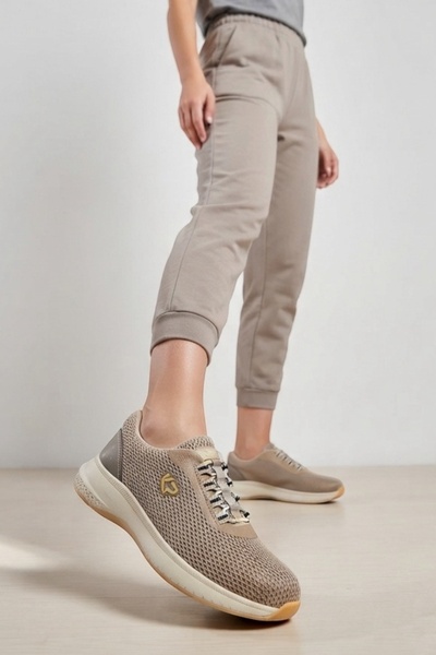 Rüya Shoes 5179 حذاء كاجوال مريح للغاية مع نعل ميموري فوم للأمهات - 4 سم