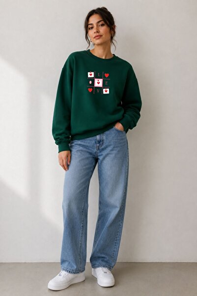 herkesemoda Heart Print Detailed Embroidered 2 Thread Crew Neck Sweatshirt