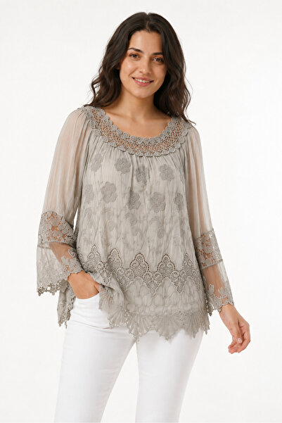 EtkiModa Women's Floral Embroidered Silk Fabric Blouse
