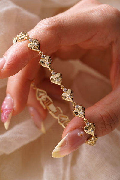 AŞIK ACCESSORIES سوار على شكل نجمة مرصعة بالأحجار - VIP