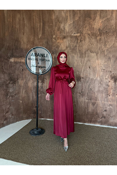Aranlı tekstil Balon Kol Saten Tesettür Oversize Biye Kuşaklı Tesettür Elbise