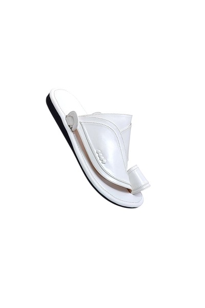 chic najd White Plain Oriental Shoe with Embossed Sole