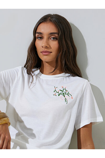 Styli White Floral Embroidery Regular Fit T-Shirt