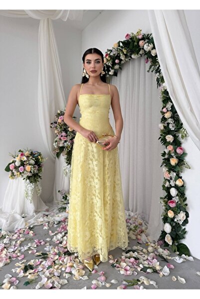 Moda Days فستان سهرة طويل من الدانتيل بياقة مربعة وأشرطة ساري للنساء