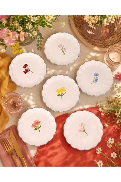 CASA DE BELLA Flower Embossed 6-Piece Cake Set