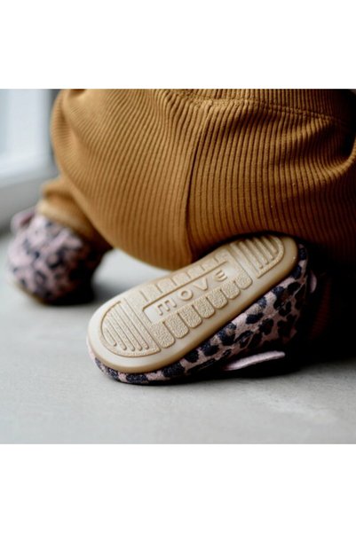 move Pantofi tip barefoot din piele pentru primii pași Rose Leopard By Melton