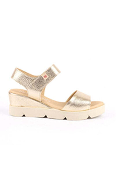Pepe Menargues Comfort Palma 11420 Χρυσό Σανδάλι