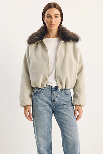 Efnaz style Women's Mobile Fur Collar Zippered Cashmere Beige Jacket