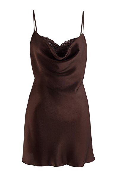 Trendyol Kollektion Braunes Nachthemd aus 100 % Polyester mit glattem Satin-W...