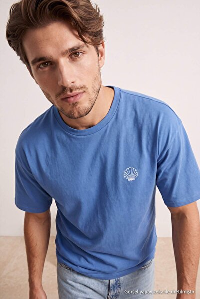 Trendyol Kollektion Blaues Oversize/T-Shirt mit lockerem Schnitt und Muscheld...