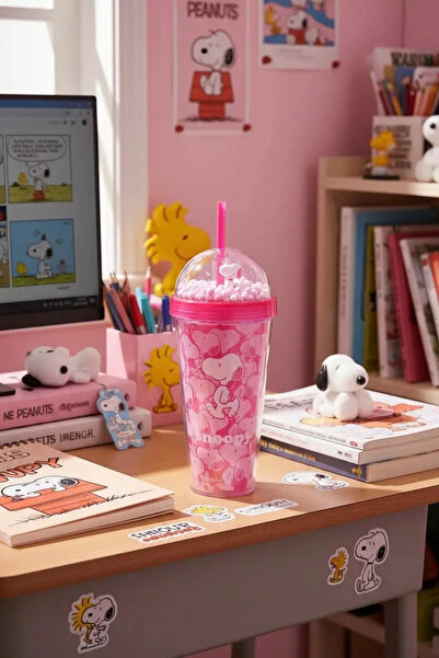 Miniso Snoopy Lisanslı Pipetli Plastik Şişe 600 ml