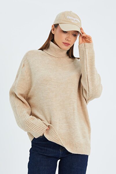 Hiccup Mixray knitted sweater with high collar and loose fit