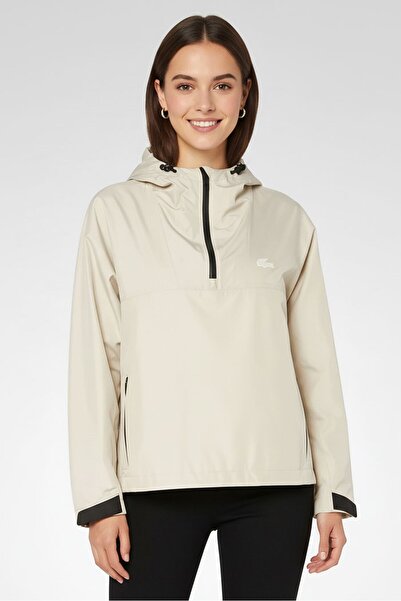 Lacoste سويت شيرت نسائي سادة بأكمام طويلة وغطاء رأس ورباط، بيج