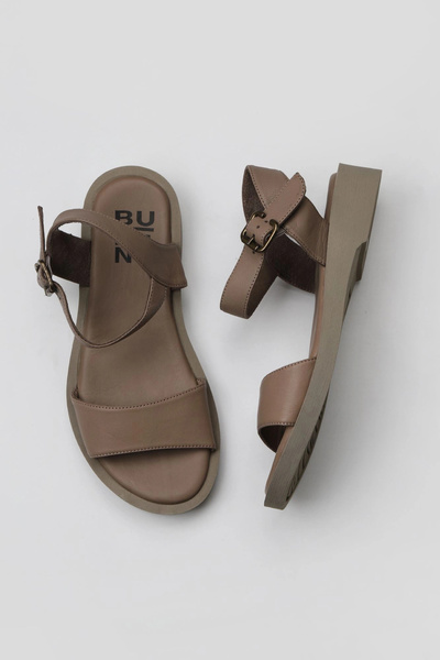 Bueno Shoes Sandale plate de damă din piele gri 01wy2900