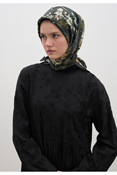 Freshscarfs Μαύρο κασκόλ από βαμβάκι και βισκόζη με σχέδιο Γουιστέρια