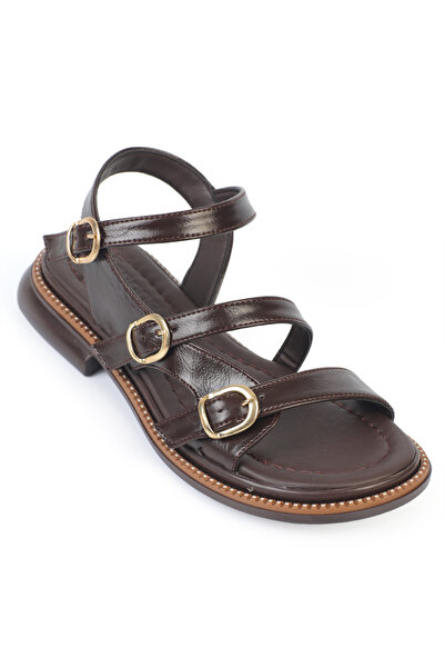 Capone Outfitters Γυναικεία σανδάλια Steffie με επίπεδη σόλα, αγκράφα και λου...