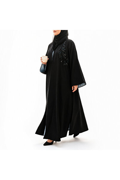 Dakakeen Concept “Al-Musammimah Nashl” Designer Abaya – Luxury Blend of Arabi...