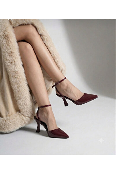 lady feet Kadın bordo Rugan Sivri Burun Bantlı Topuklu Ayakkabı