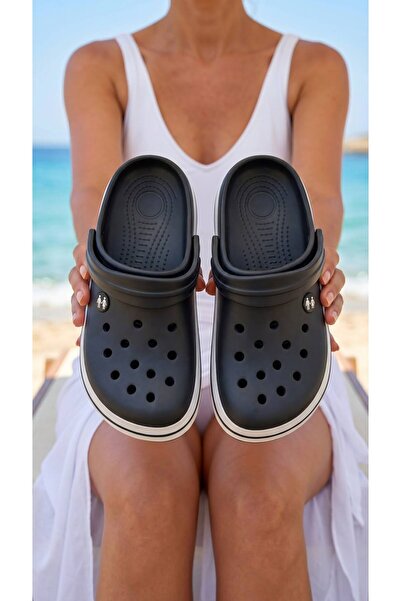 Beyond Unisex Μαύρες Παντόφλες Crs Κλειστό Μπροστινό 3cm BYNDCROCS01