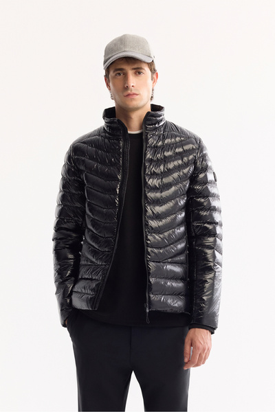 Avva Men's Black Goose down Water Repellent Windproof Fabric D Mock Neck Puff...