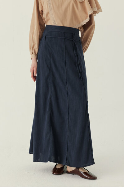 ZÜLAYS Sewing Detailed Skirt Navy Blue