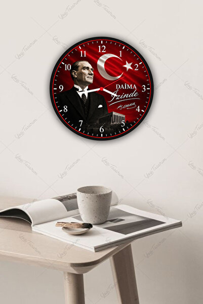 Yogi Tasarım Daima İzinde Atatürk ve Türk Bayraklı Kırmızı Ahşap Duvar Saati