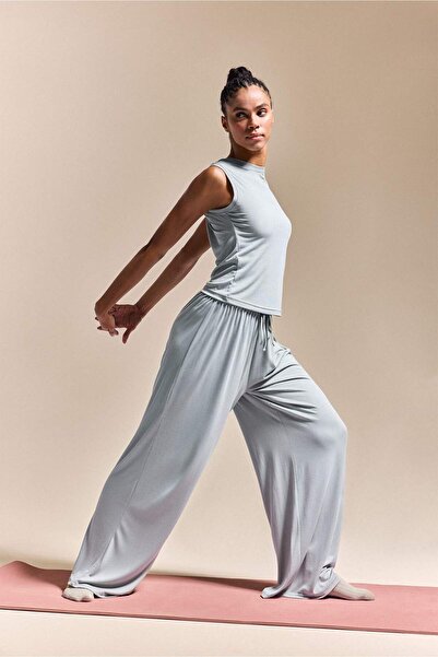 DeFacto Wide Leg Standard Leg Standard Length Modal Light Green Trousers I084...