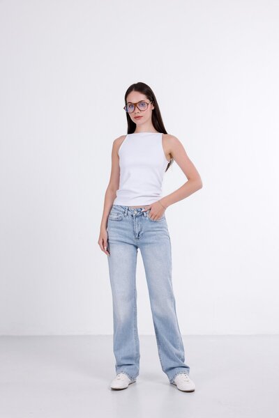 i8 Denim Stoned Straight Jeans