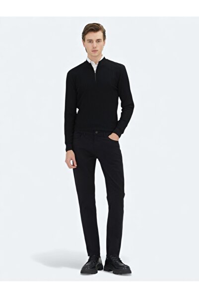 Kip Black Plain Woven Slim Fit Casual Cotton Blended Trousers