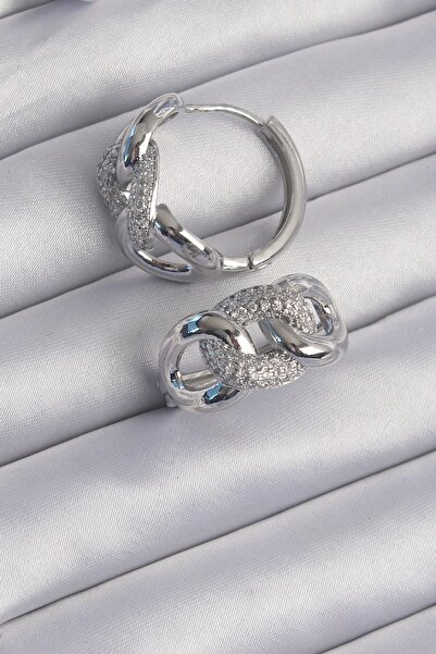 Inure Jewelry أقراط نحاسية فضية اللون مرصعة بحجر الزركون