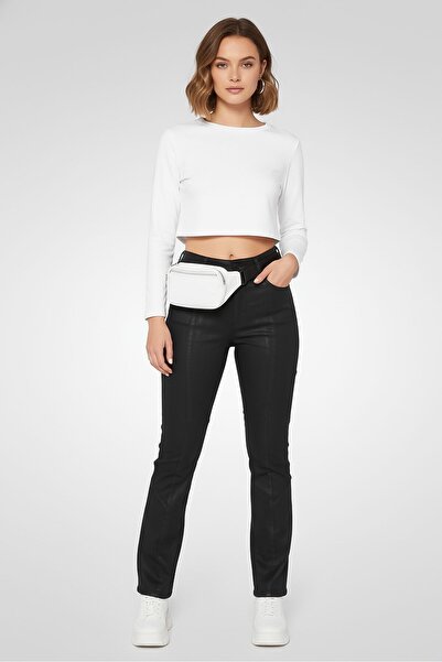 Diesel Women D-ARCY Slim Fit Solid Jeans, Black