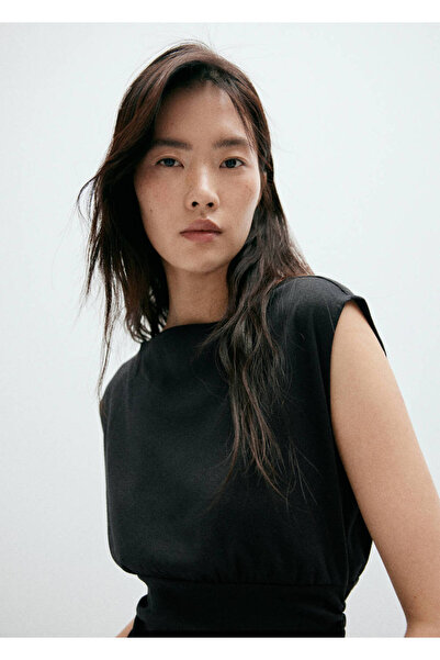 MANGO Woman T-shirt with ruching and lace detail