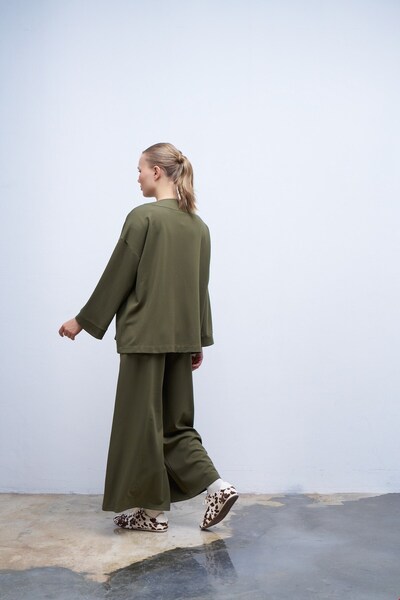 QANU Maria Cardigan Green