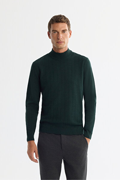 Avva Men's Green Half Turtleneck Textured Knitwear Regular Fit Sweater E005108