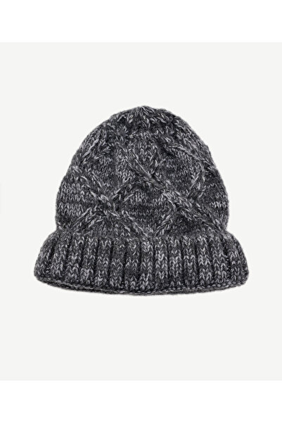 Yargıcı Knitted Metallic Detailed Beret