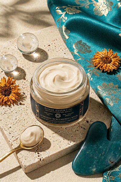 Densa Essential Hydraqua Nemlendirici & Besleyici Krem 50 ml - Tüm Cilt Tipleri / Doğal Parlaklık & Işıltı 48 Saat