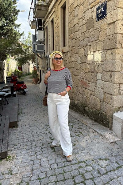 By Esra Celkan White Wide Leg Denim Trousers with Pockets