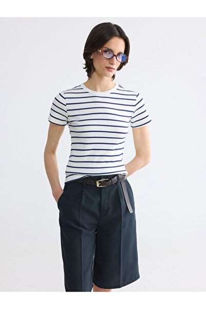 LC Waikiki تي شيرت LCWAIKIKI BasicBlue ذو ياقة دائرية مخططة للنساء