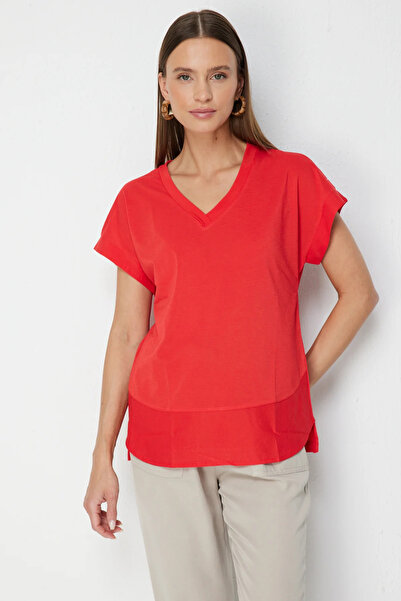 On Fashion V-Neck T-Shirt with Pieces-71475