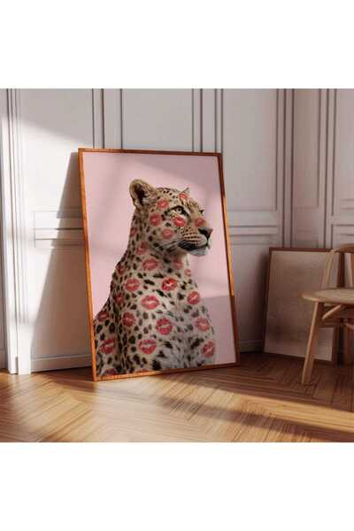 NinaStore Ruj Öpücükleri Baskılı Leopar - Pembe Hayvan Duvar Sanatı (baskı)